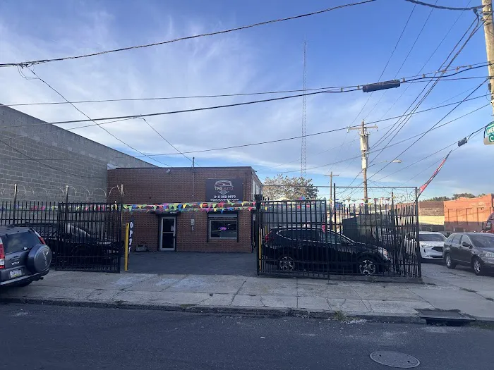 TRG Auto Center 5