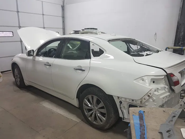 David's Collision Center 5