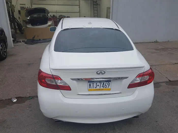 David's Collision Center 7