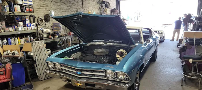 Mike's Automotive 0