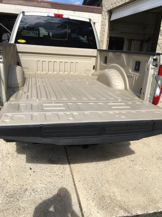 Auto Dogz Sprayed On Bedliners 4