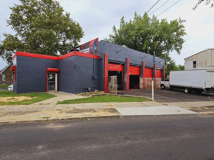 Machuca Auto Repair 4