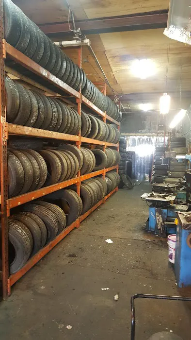 David's Tire And Auto Repair 8