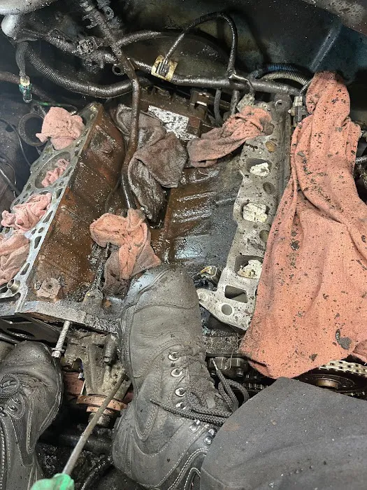 San Miguel Auto Repair and body shop 9