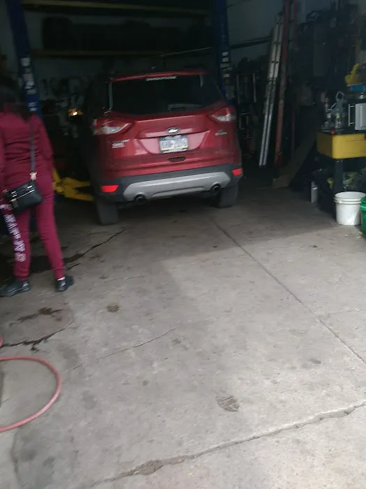 Universal Auto Repairs & Tire Services 3