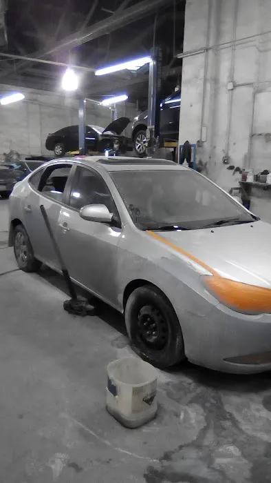 Derkas Auto Body & Glass 0