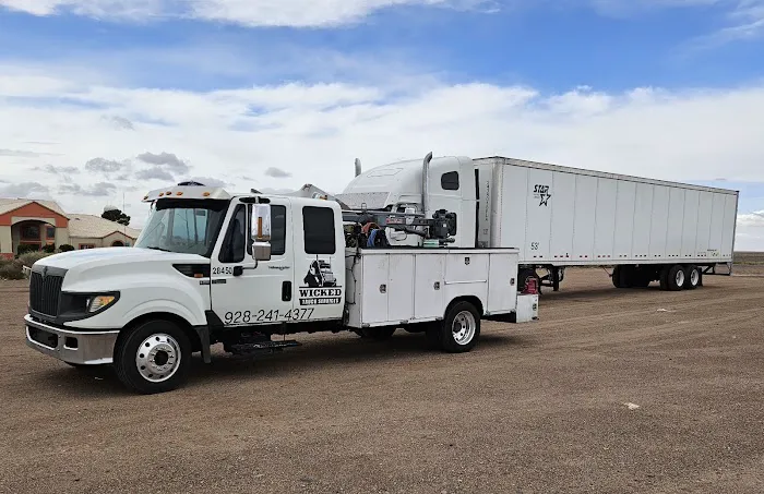 TRUCK SERVICE!! 5