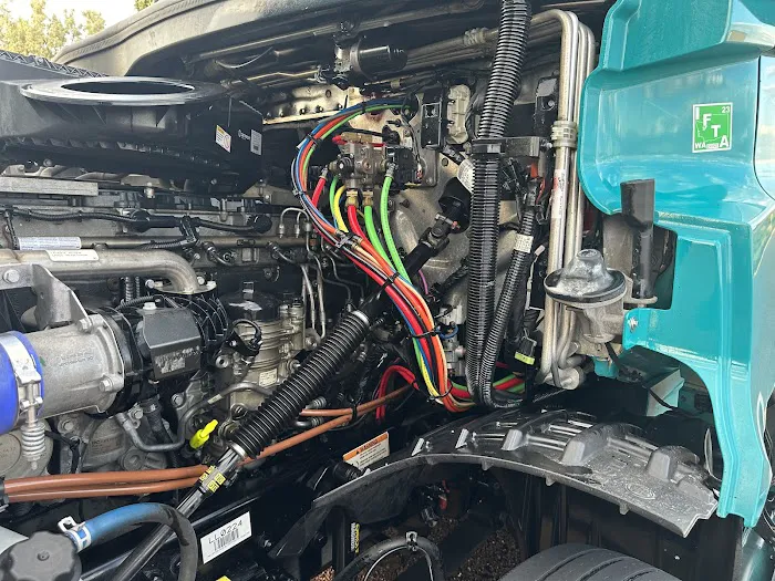 TRUCK SERVICE!! 4