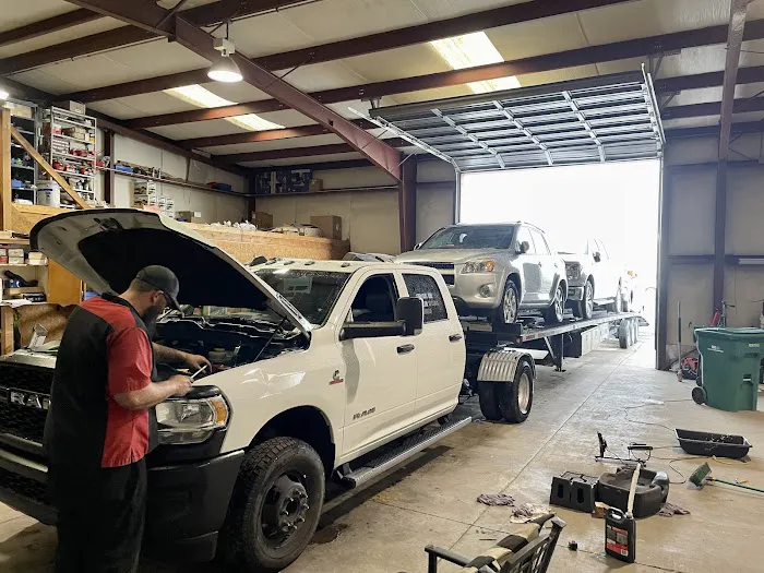 D&L MOBILE TRUCK REPAIR 7