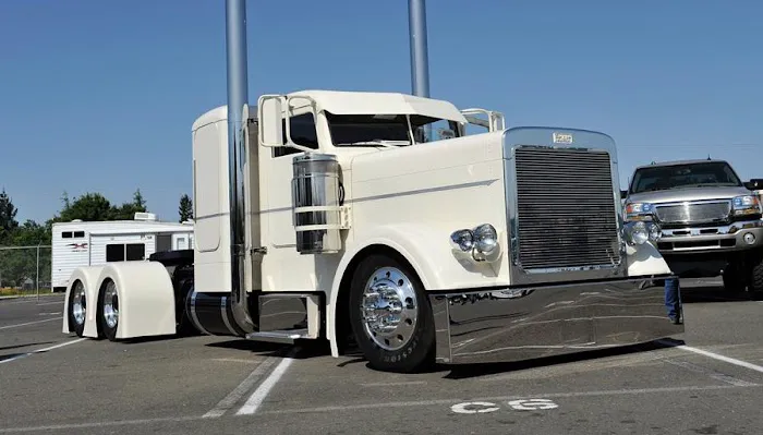 D&L MOBILE TRUCK REPAIR 1