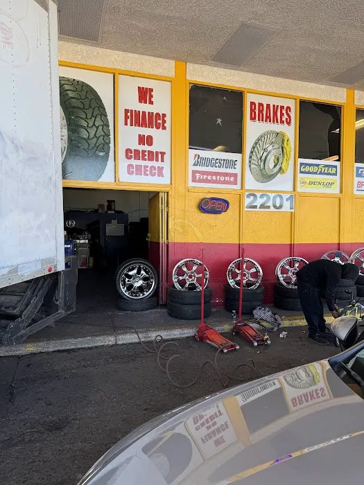 Amigo Tires 9