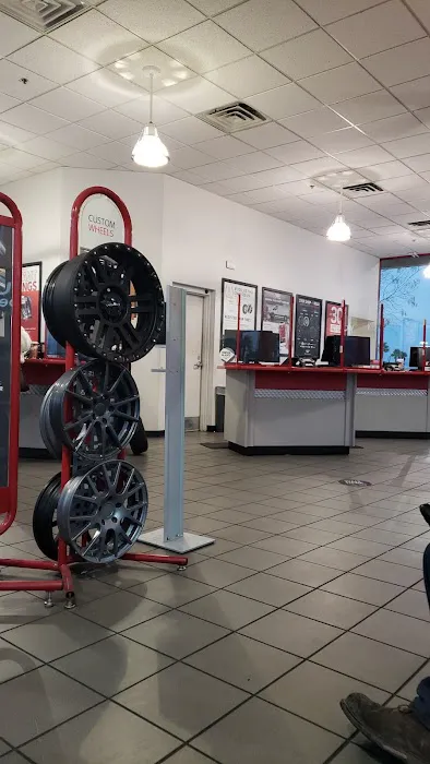 Discount Tire 8