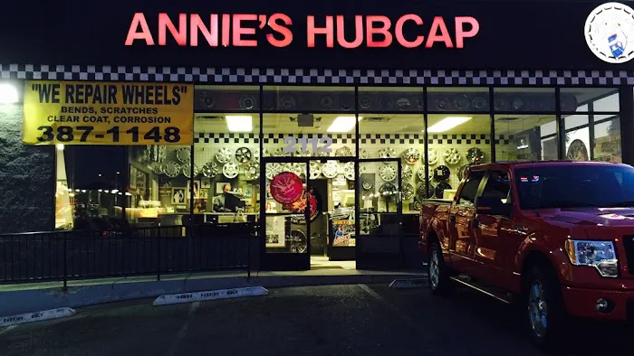 Hub Cap Annie 9