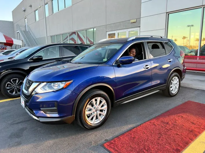 United Nissan Service 9