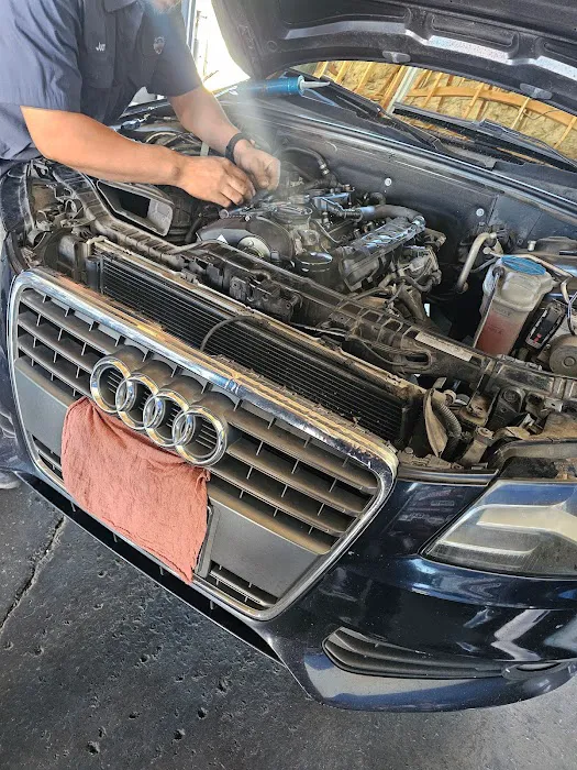 Santa Ana Auto Center 3