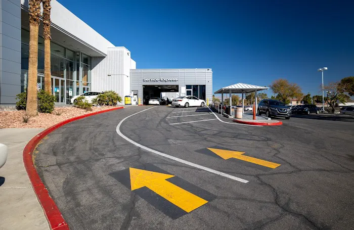 AutoNation Nissan Las Vegas Service Center 9