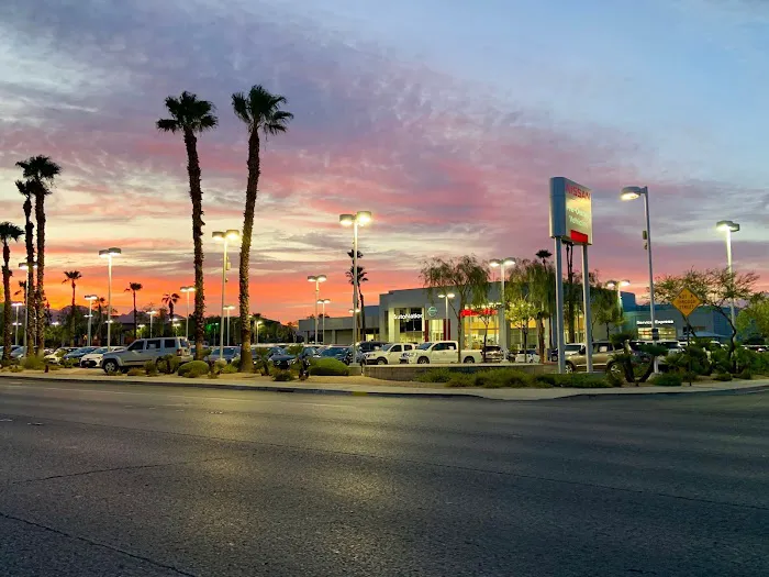 AutoNation Nissan Las Vegas Service Center 8