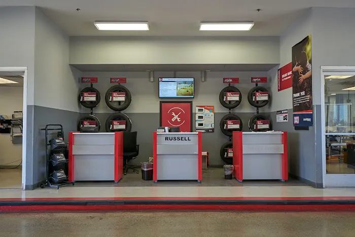 AutoNation Nissan Las Vegas Parts Center 3