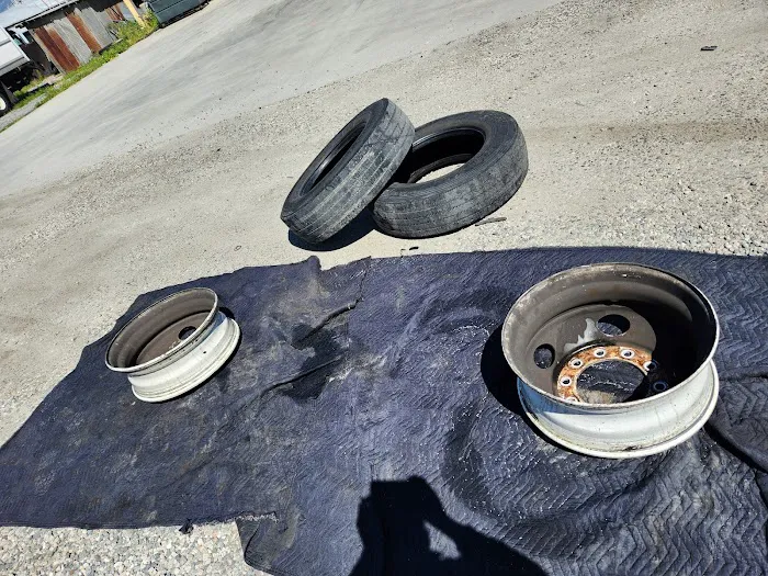 Ontiveros Mobile Tires Services 5