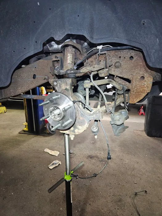 Up N Out Automotive 5