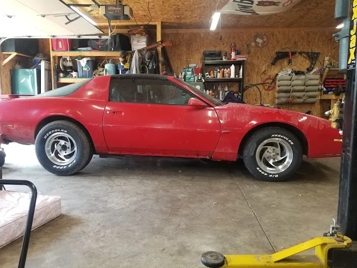 Dixons Fixins LLC 7