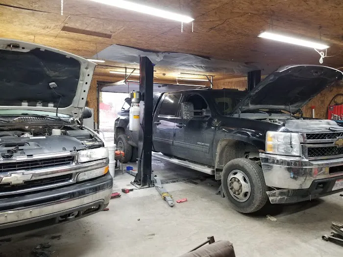 Dixons Fixins LLC 3
