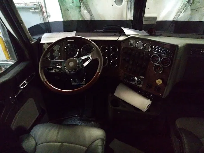 H & W Truck Repair 0