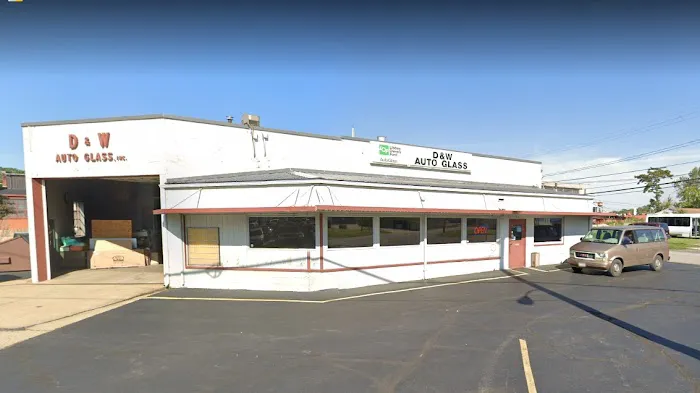 D & W Auto Glass Inc. 4