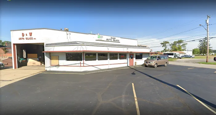 D & W Auto Glass Inc. 7
