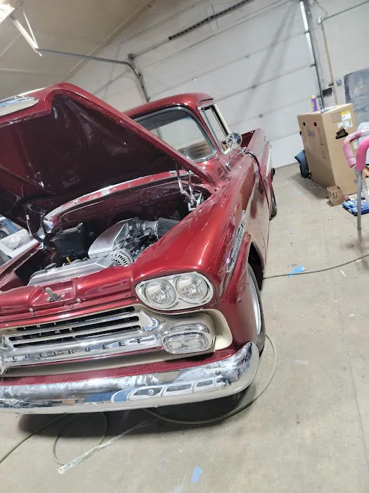 Showroom Shine Collision And Detail Center LLC 4