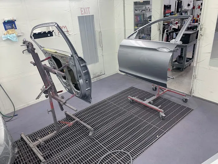 Osgars Auto Body & Rustproofing 1