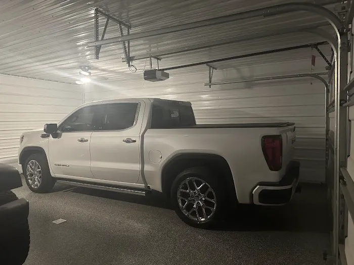 Osgars Auto Body & Rustproofing 9