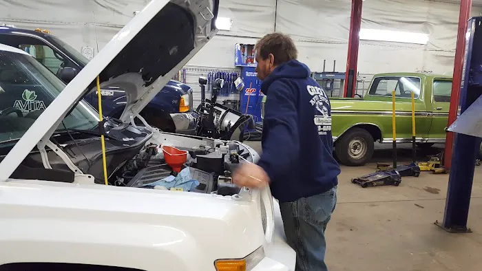Greg's Auto Service 4
