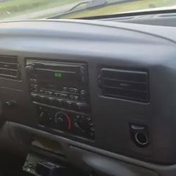 Howell's Body Shop ico