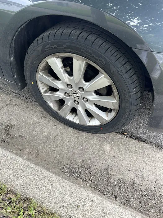 Hudson Express - Tires and Auto Repair 0