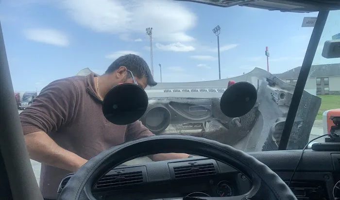 López Auto Glass LLC 7
