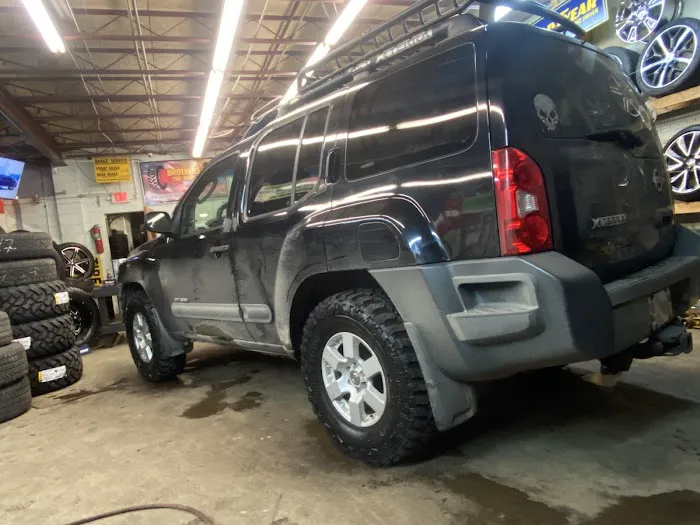 BROTHERS Tire Shop 2