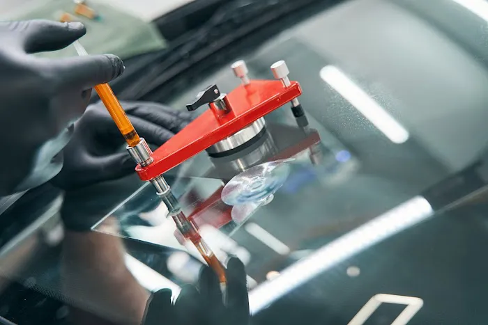 Discount Auto Glass 5