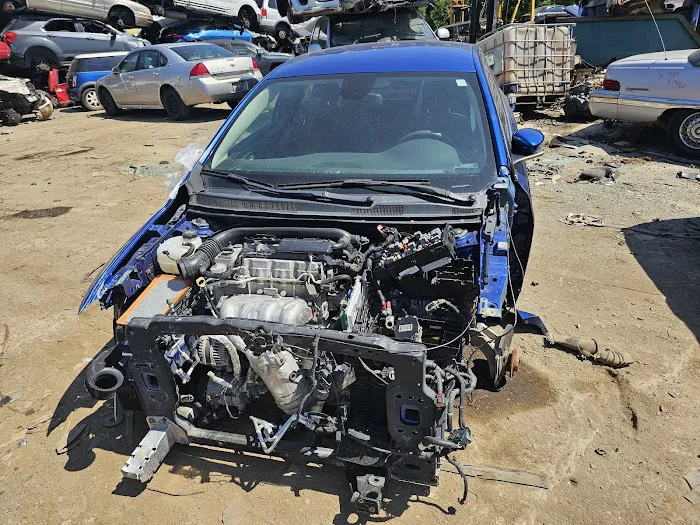 Groveport Auto Parts and Junkyard 5