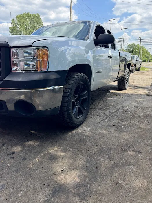 Evan's Customs and Auto Repair 4