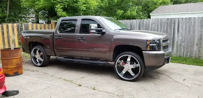 Evan's Customs and Auto Repair 8