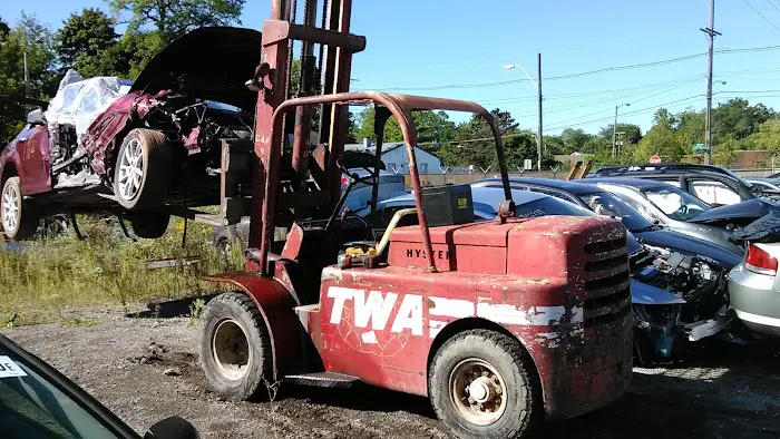Green Auto Parts & Salvage 2