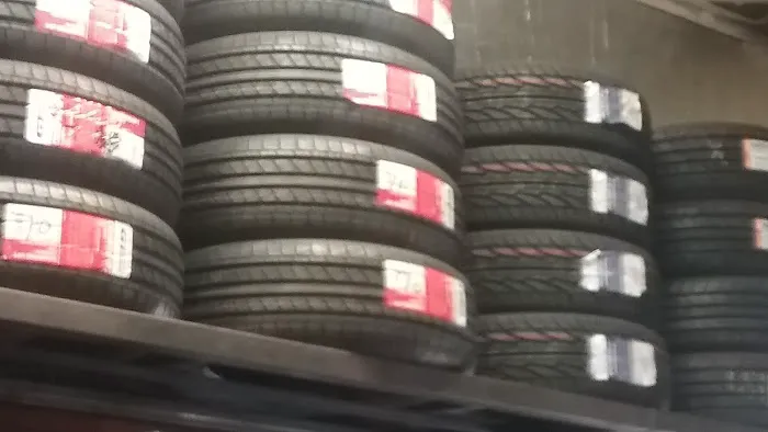 BB Hudson Tires 0