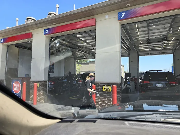Valvoline Instant Oil Change 6