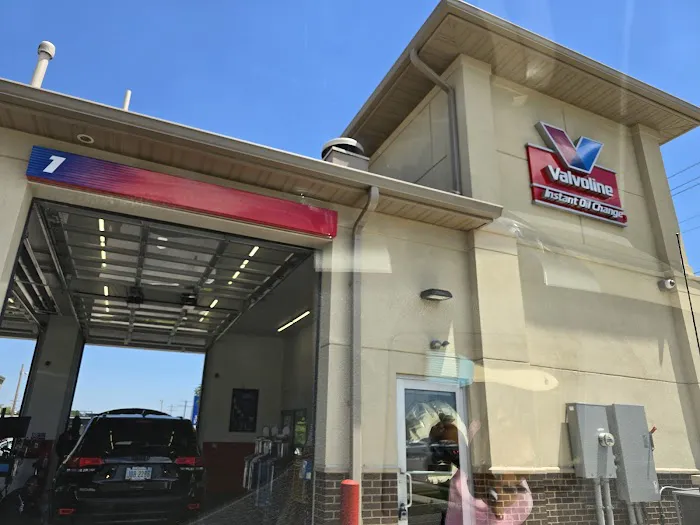 Valvoline Instant Oil Change 8