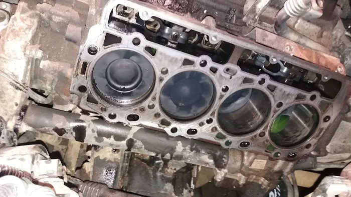 Hoskinson's Heavy Duty Service & Repair LLC 2