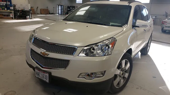 Wood's Collision Center - Hillsboro 8