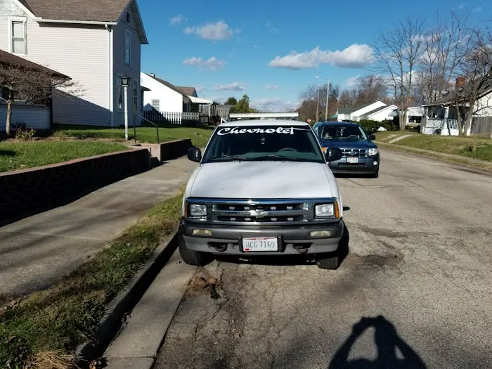 Gary's Auto Garage 0