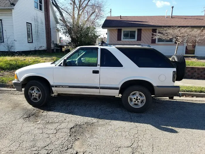Gary's Auto Garage 1