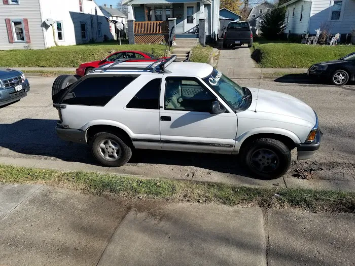 Gary's Auto Garage 3